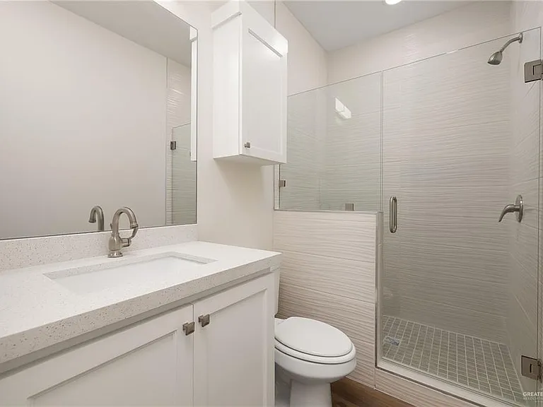 609 N Onyx Ave #1 — Photo 9