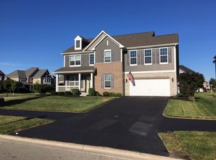 595 Colchester Dr, Oswego, IL 60543