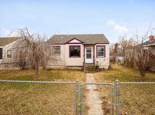 1028 E Hoffman Ave, Spokane, WA 99207