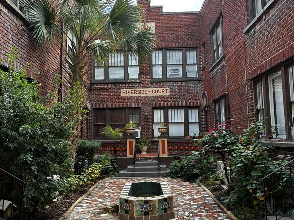 2738 Riverside Ave #17