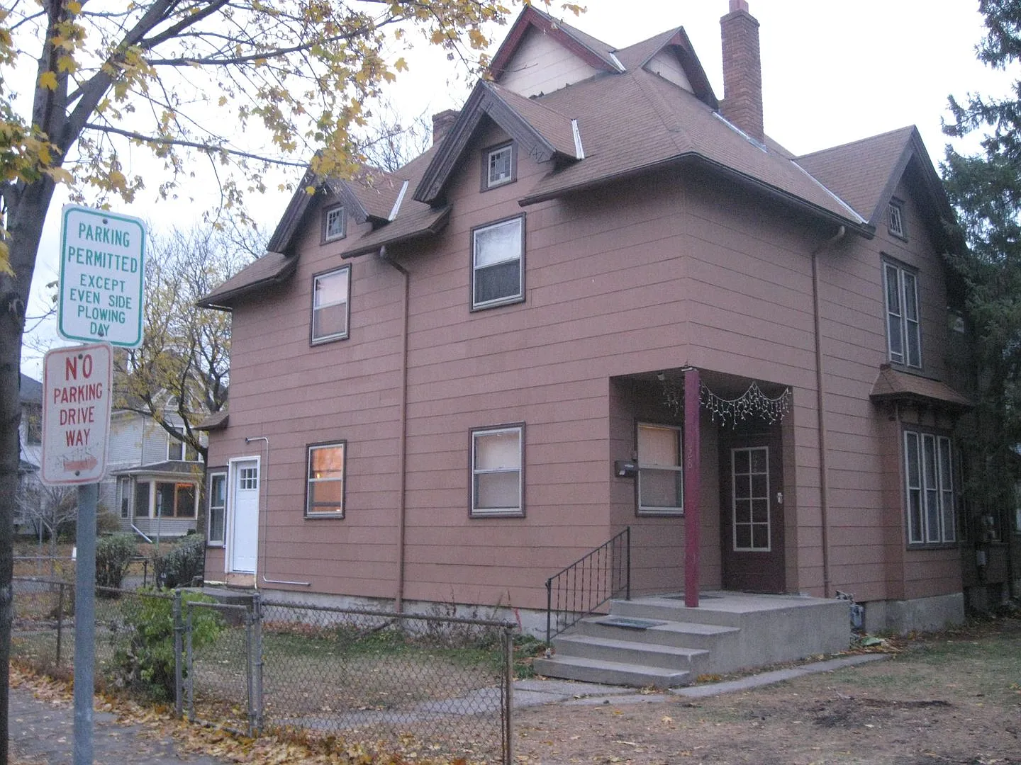 628-11TH — Photo 2