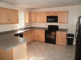 39 Main St, Rochester, NH 03839