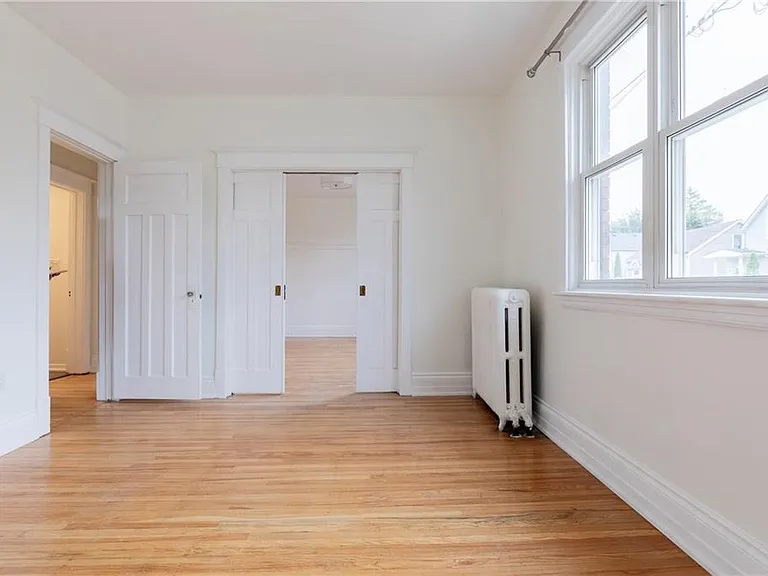 170 Florence St #1 — Photo 15