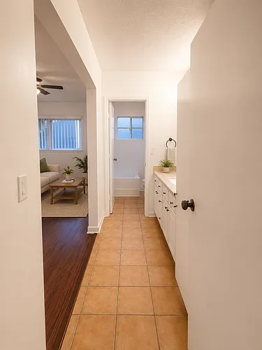 Hollyking Apartments Photo 1 Hollyking Apartments Photo 1