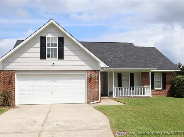 228 Belle Chase Dr, Raeford, NC 28376