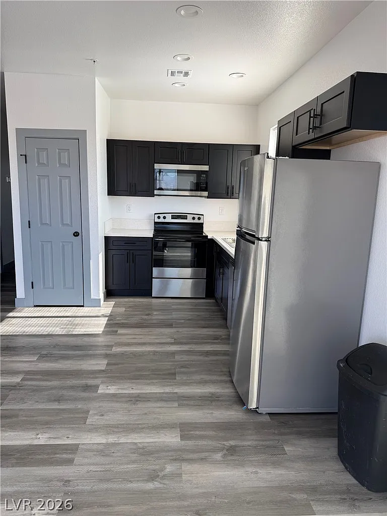 3 bed, 2.0 bath, 1538 sqft, $1,650 — Photo 2