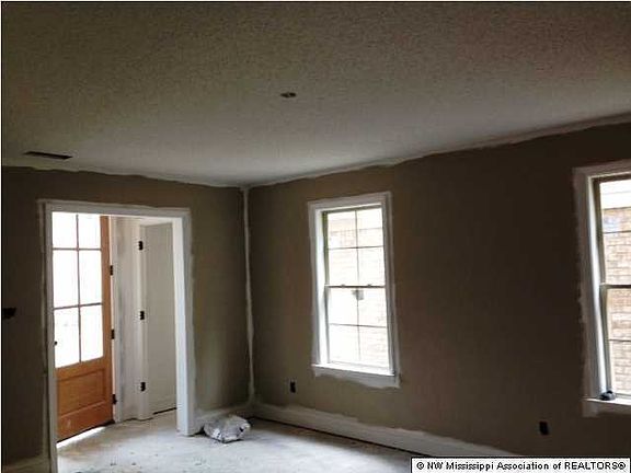 2nd image of 1420 Arbor Lakes Dr