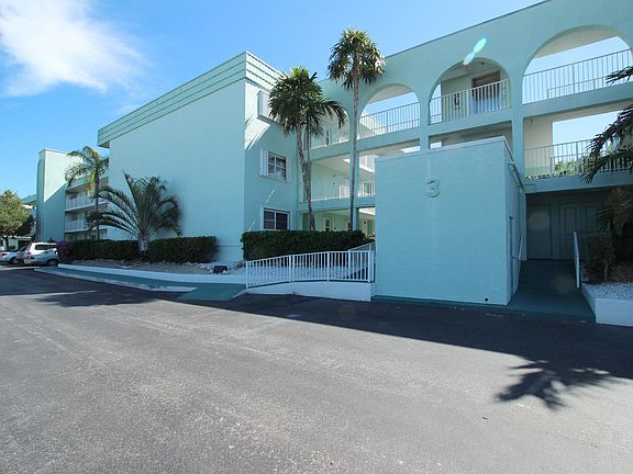 2nd image of 201 E Ocean Dr Unit 207