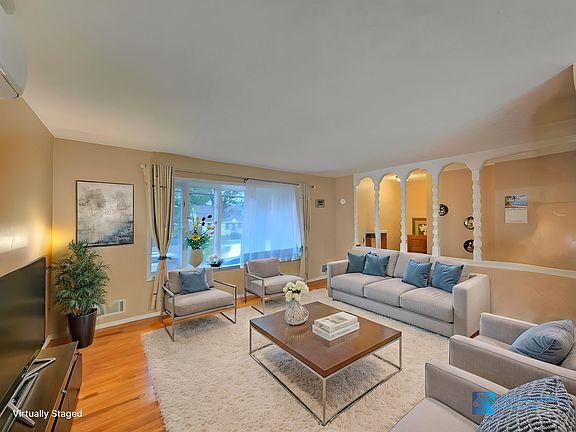 2nd image of 3770 Richmond Ave #2