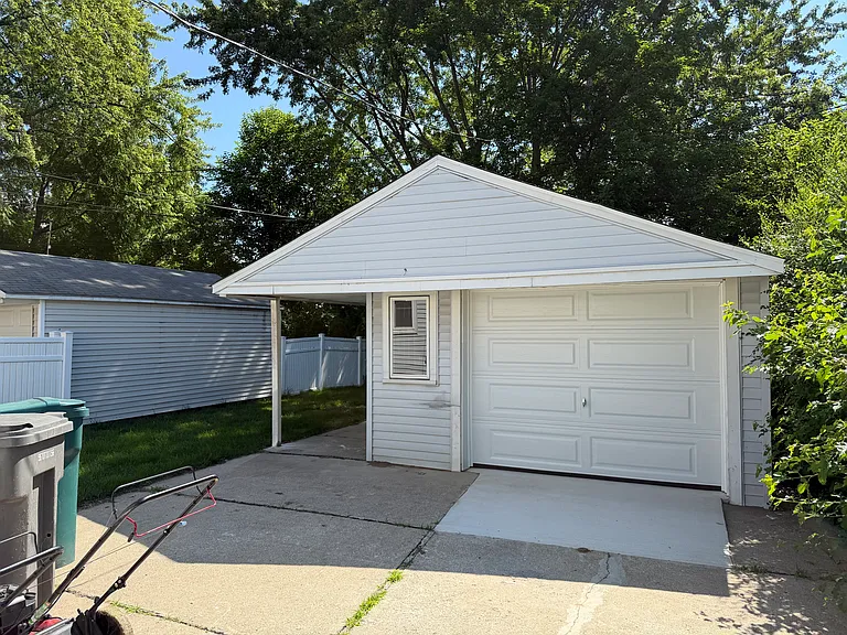 3333 Dudley St — Photo 28
