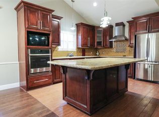 911 Carlingford Ln, Houston, TX 77079