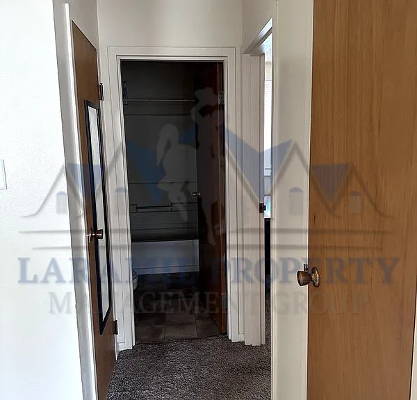 415 S 26th St #14 — Photo 8