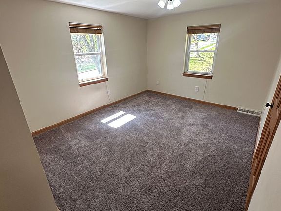 2nd image of 18 Valade Rd