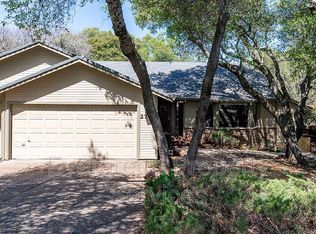 2749 Sandhurst Dr, Cameron Park, CA 95682