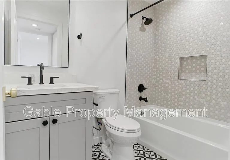 2320 Fernleaf St — Photo 11