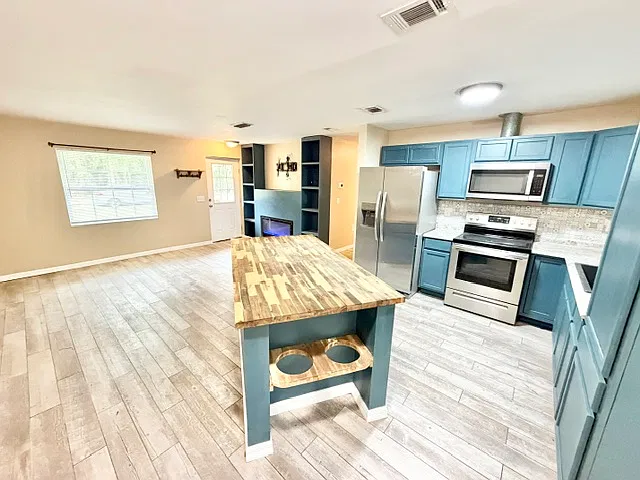 2 bed, 1552 sqft, $1,750 — Photo 3
