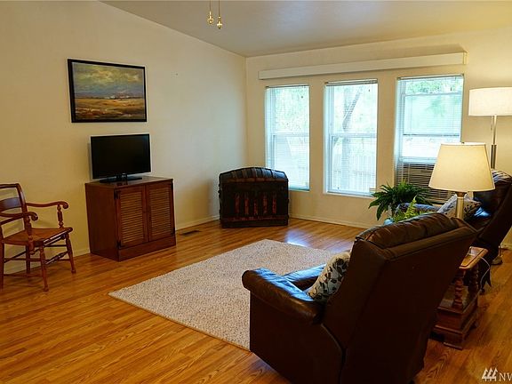5th image of 12610 Wye Lake Blvd SW
