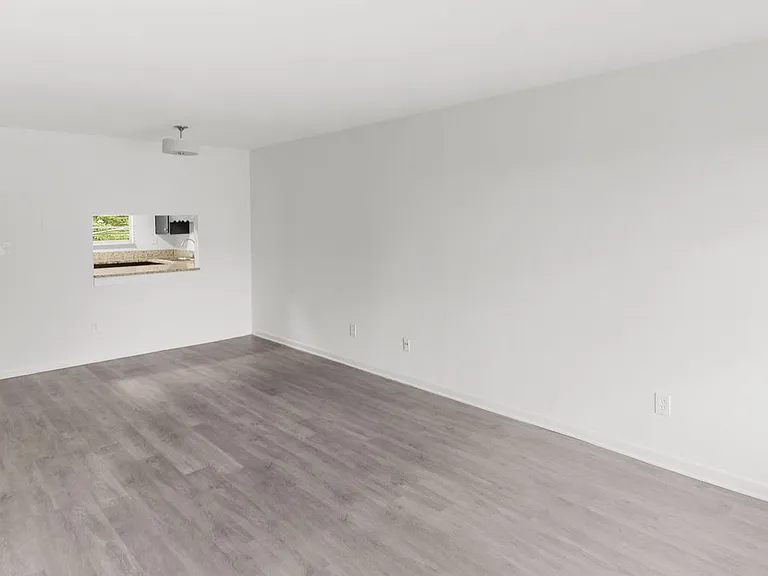 3200 Hillside Ave — Photo 63