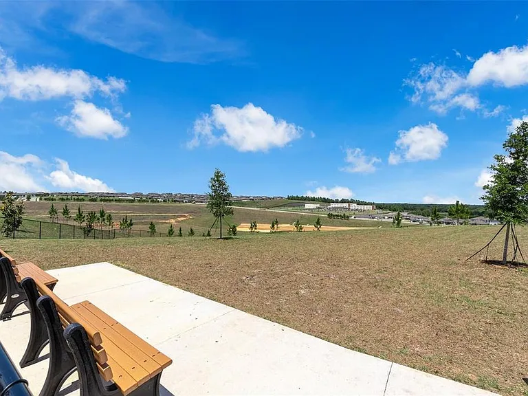 2019 Sunshine Peak Dr — Photo 37