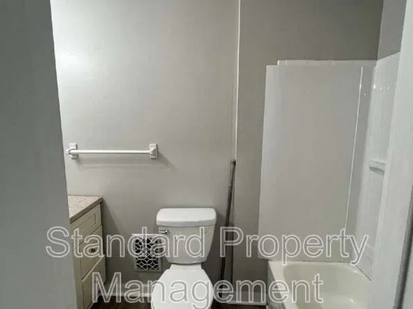 347 Broadway #2, Rochester, NY 14607