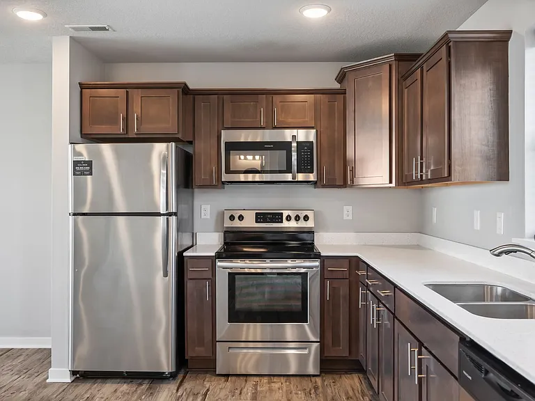 Cove at Kettlestone Townhomes — Photo 11