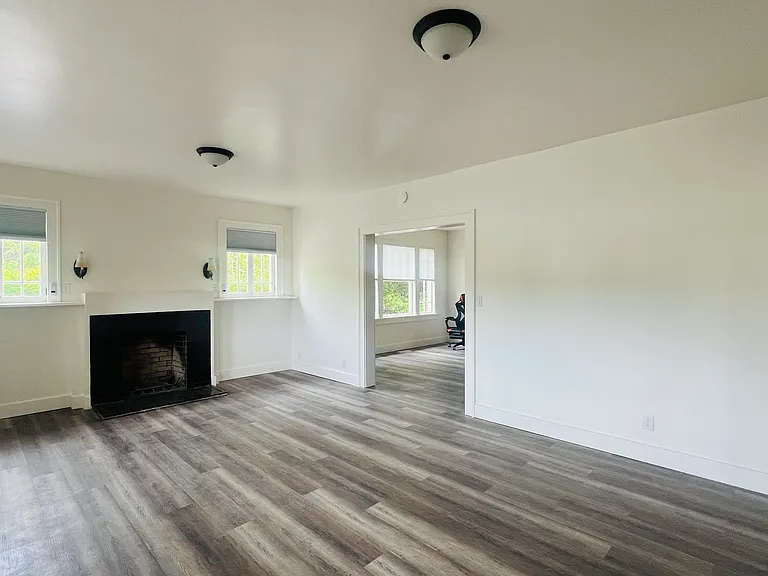 812 Tyler Ave #6 — Photo 13