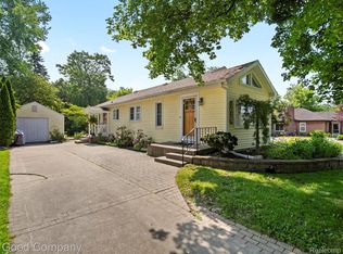 3075 Willet Ave, Rochester Hills, MI 48309