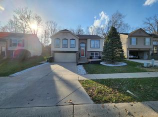 9337 Shallowford Ln, Cincinnati, OH