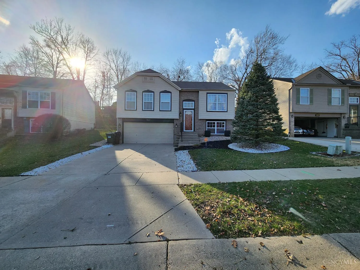 9337 Shallowford Ln photo 1