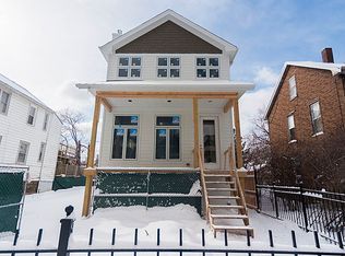 2424 N Artesian Ave, Chicago, IL 60647