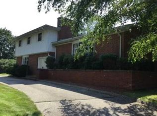 141 W Main St, Dudley, MA 01571
