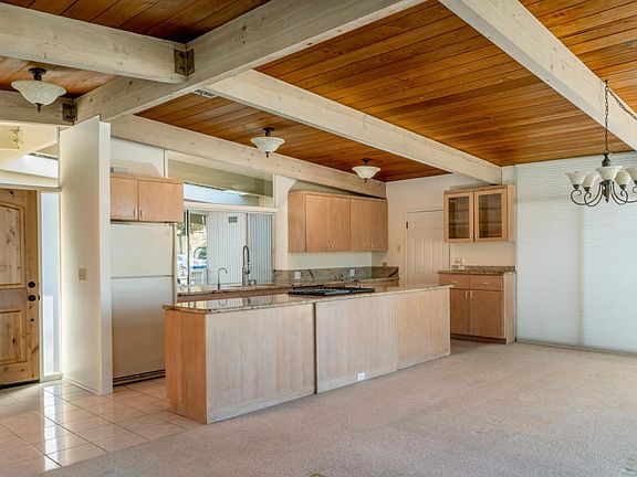 5th image of 3124 Hacienda Dr