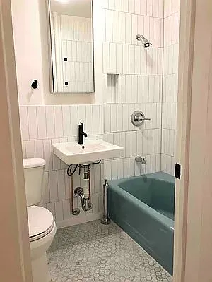 Rented by Compass | media 21