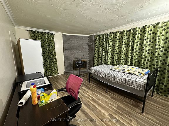 4th image of 141 Kitchener Rd