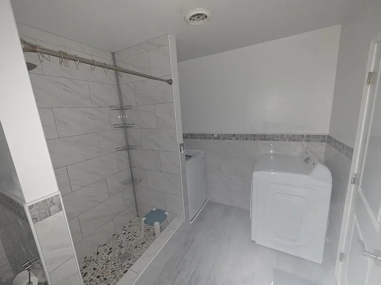 400 Kossuth Ave #3E — Photo 3