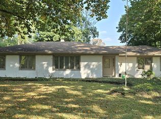 7455 Dean Rd, Indianapolis, IN 46240