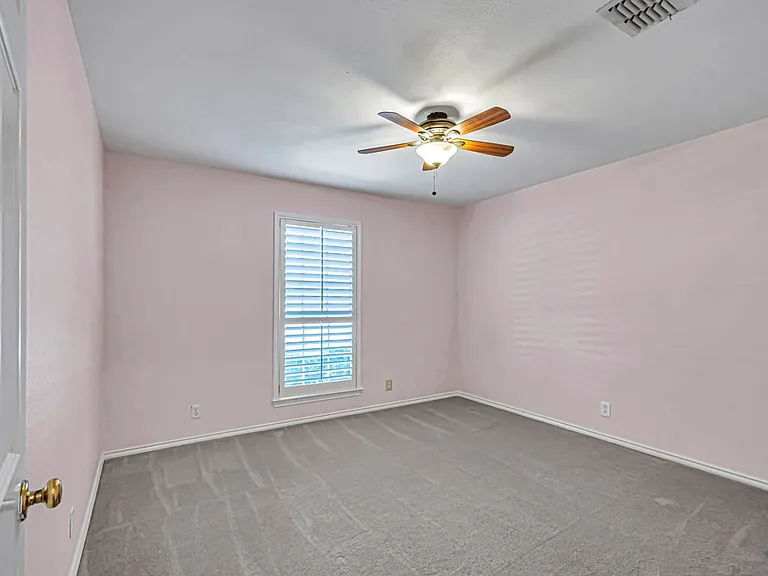 5504 Kingston Dr — Photo 29