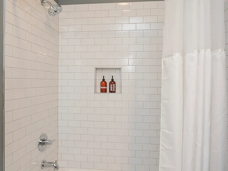 1737 Pecan St #3 — Photo 2