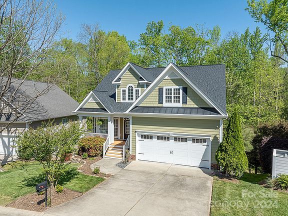 2nd image of 5621 Chalyce Ln