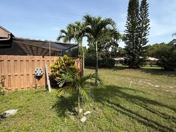 5201 Spice Drive, Palm Beach Gardens, FL 33418