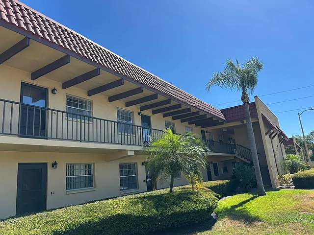 1 bed, 630 sqft, $1,200 — Photo 2