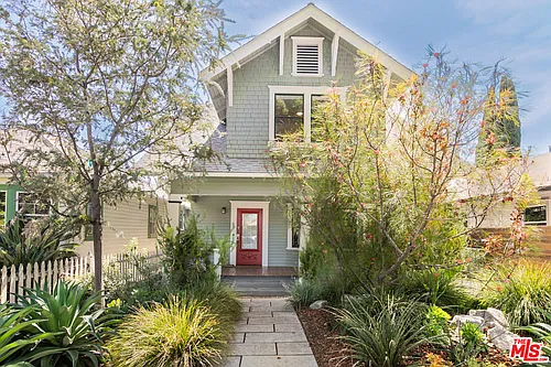 5676 Hub St Photo 1