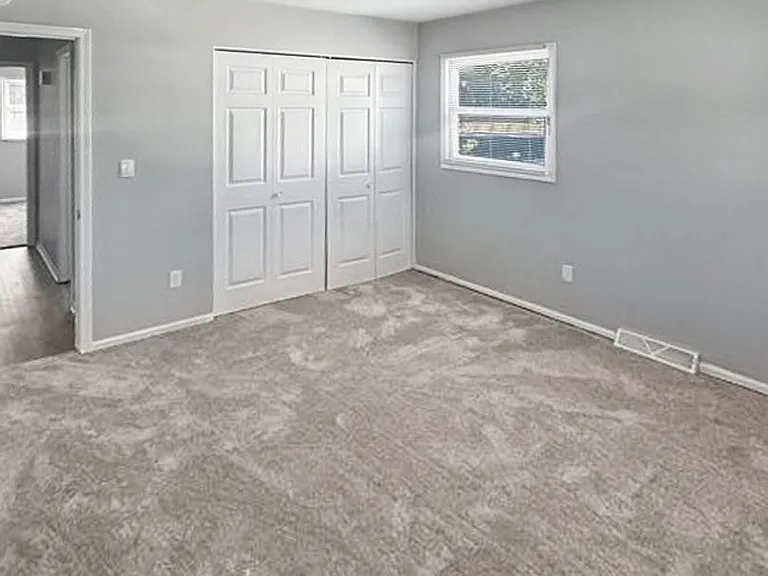 2077 Andrew St SE — Photo 12
