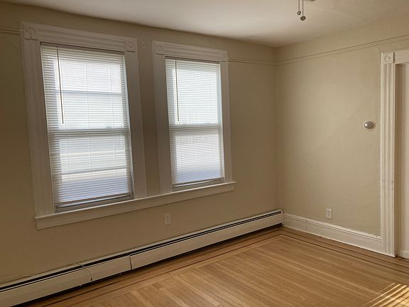 5th image of 10 Highland Ave Floor 2