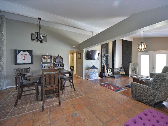 2nd image of 12701 Saint Andrews Dr