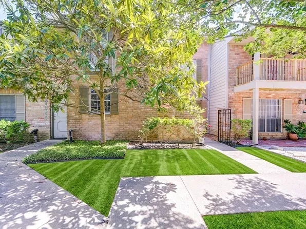 7965 Kendalia Dr, Houston, TX 77036