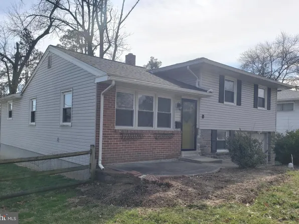 1104 Providence Rd, Secane, PA 19018