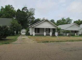 1907 Hazel St, Texarkana, TX 75501