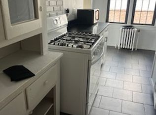 39-41 213th St #2, Bayside, NY 11361