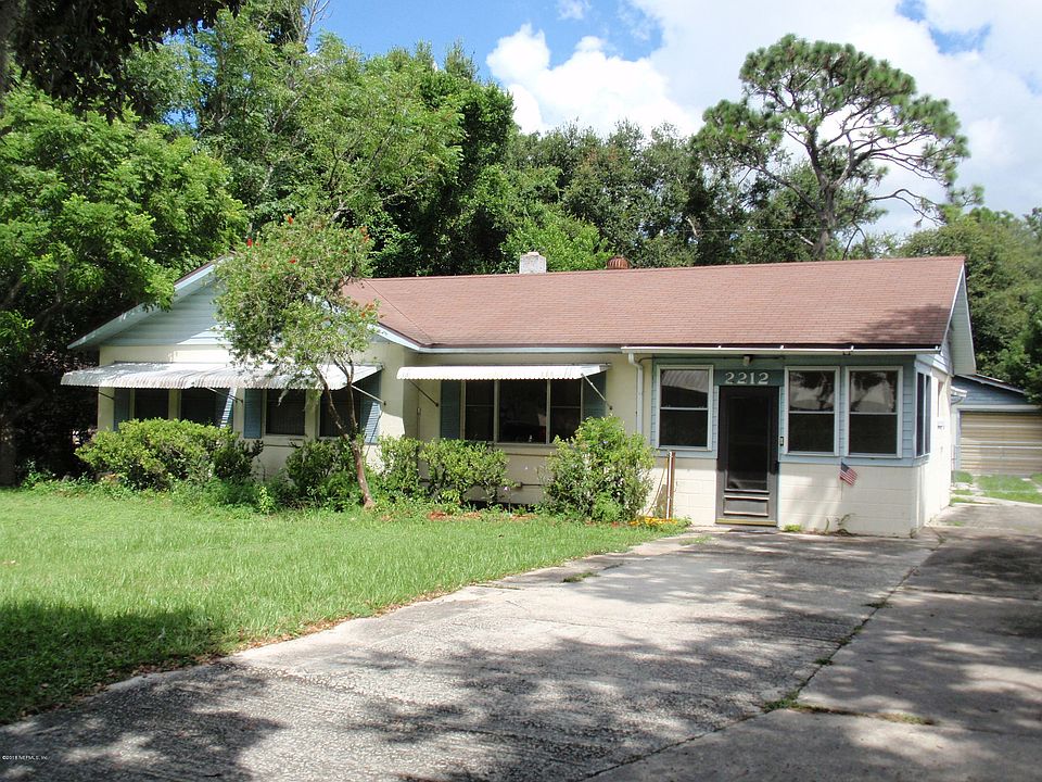 1st image of 2212 Diana Dr